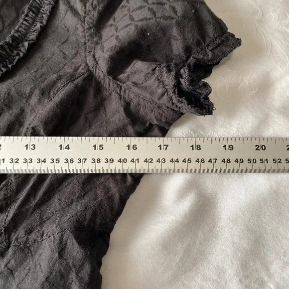 Daytrip Black Textured Blouse - Picture 7 of 9